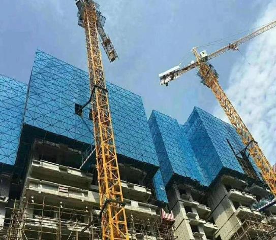 建筑外墻防護網安裝扣件時應該注意什么